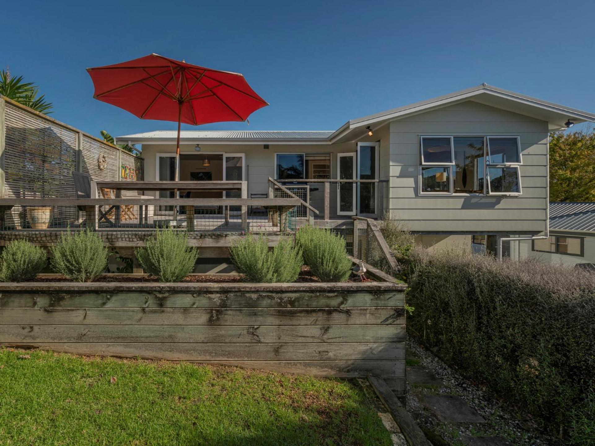 Hahei Kiwi Bach - Hahei Holiday Home Exterior photo